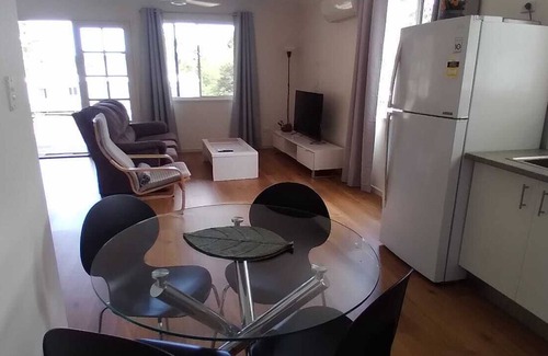 Brisbane Waterfront Apartment | Private self contained 2 bedroom apartment