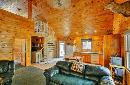 South Boardman Cabin | Private South Boardman Cabin on 10 Forest Acres!