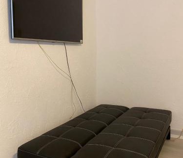 Bremgarten Apartment | Private Studio Apartment in Bremgarten