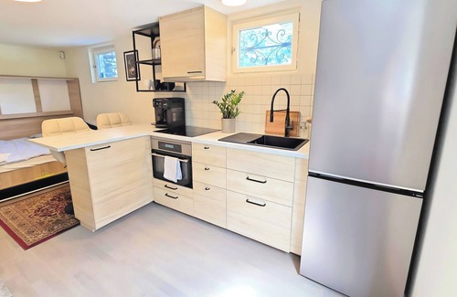 Alvsjo Apartment | Private Studio Apartment w/Kitchen close to Stockholm City