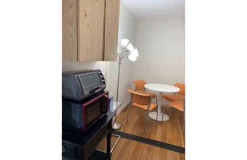 Southwest Anaheim Apartment | Private studio with pool, kid-friendly
