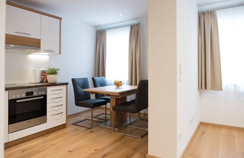 Loretto Apartment | PRIVATE SUITE 2 I SAUERWEINGUT