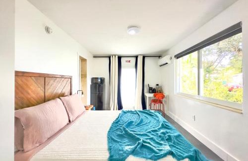 Miami Springs House | Private Suite - APD Retreats