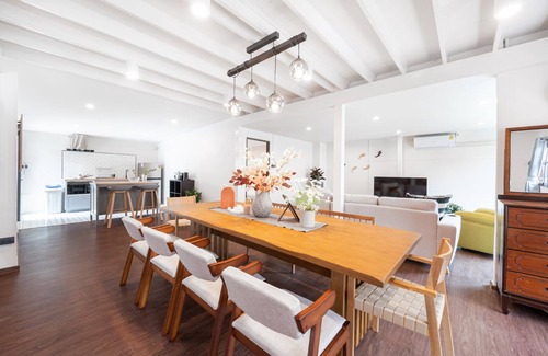 Ekkamai House | Private-House in Bangkok CityCenter, near BTS Ekkamai station & wi-fi BigC 7-11