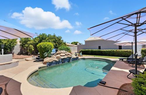 Northwood Glen House | Private Tuscany Oasis with Pool - Perfect for families, couples or business travelers home