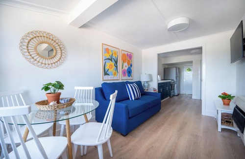 Waterford Cottage | Private Two-Bedroom Cottage