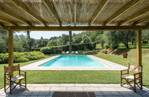 San Lorenzo a Vaccoli Villa | Private Villa with private pool, A/C, WIFI, TV, patio, panoramic view, parking, close to Lucca