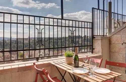 Kiryat HaLeom Apartment | Private vacation luxury