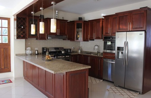 Santa Cruz House | Private villa 5 km from natural pool
