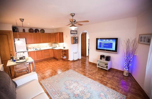 Olivella Apartment | Private Villa Apartment, Private terrace, BBQ, Pool, Beautiful Garden, Parking
