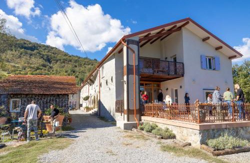 Cairo Montenotte Villa | PRIVATE VILLA - TENNISCOURT in the moutains 19 GUESTS Cairo Montenotte VILLAITALY EU