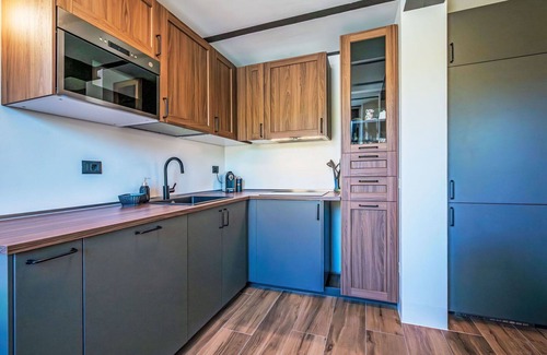 Ficulle House | Private Villa with hot tub, WIFI, private pool, TV, patio, pets allowed, panoramic view, parking