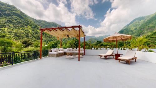 Amed Villa | Private Villa with Pool & Roof Top - Ocean view