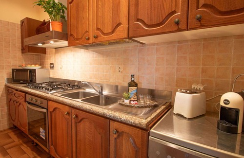 Casenuove Villa | Private Villa with private pool, WIFI, A/C, TV, patio, pets allowed, panoramic view, parking