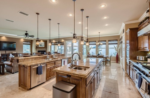 Murrieta House | Private Vineyard Oasis: Luxe Estate, 360 Views, Pool/Spa, Theatre, Sports Court!