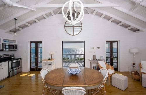 Gregory Town House | Private Waterfront On The Caribbean Cliffs
