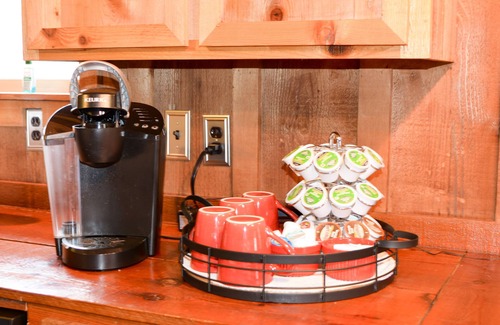 Board Camp Cabin | Private wooded property, rent 2 cabins sleeping 8, 1 mile to WPG S. trail head.
