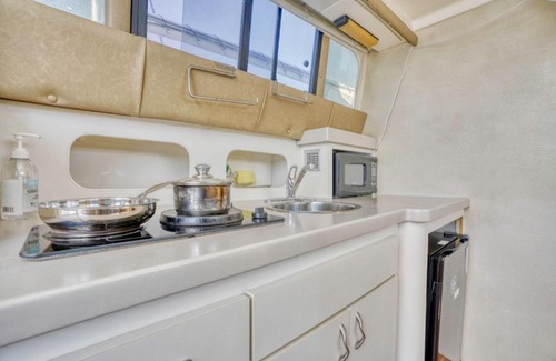 Fells Point Boat Rental | Private yacht at a quiet Fell’s Point marina