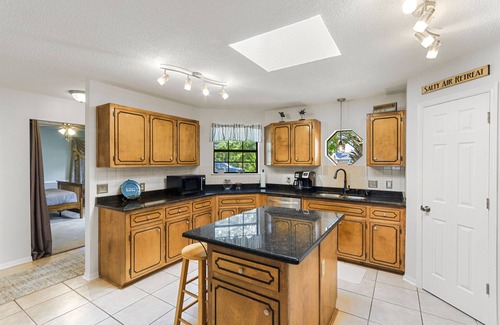 Pensacola House | PrivatePool - GameRm - 2KingBeds ~ 8min to beach - BlueAngelPractice ViewingArea
