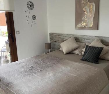 Orihuela Costa Apartment | Privatunterkunft mit großer Poolanlage, Meerblick