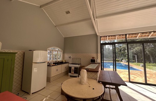Ibiuna House | Procurando Tranquilidade e Diversão? Nós Temos Ambiente Natural e Aconchegante