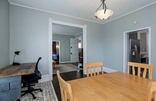 Central Hyde Park Apartment | Professional Housing