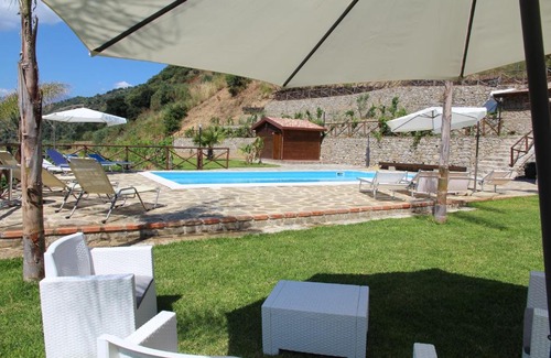 Motta Camastra House | Profetina Village