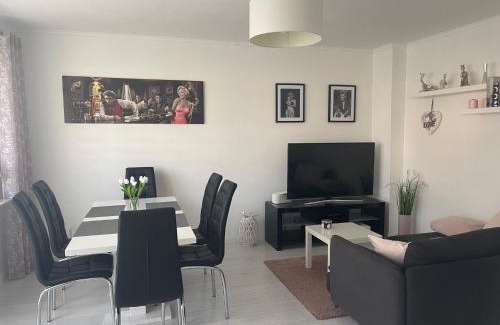 Wolin Apartment | Promienna Rezydencja - bright holiday home