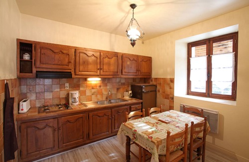 Esquieze-Sere Apartment | PROMO Charming apartment encircled by a unique mountain landscape. Center luz