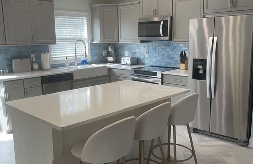 Clear Creek House | PROMO Labor day 20% off! rates reduced-5 bed/3bath/private pool-Disney/Universal