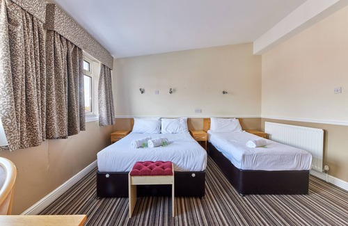 Jesmond Bed & Breakfast | Properties Unique/Dene Rooms Family 35