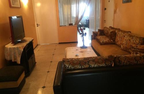 Belvedere House | Property in a quiet area close to the train station and town
