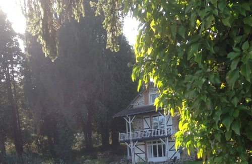 Ladignac le Long House | property with guest house on beautiful grounds (9 ha) directly on a large lake (5 ha)