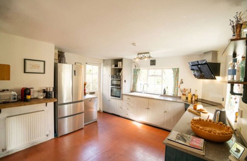 Westleton Cottage | Prospect Place by UK Vacations
