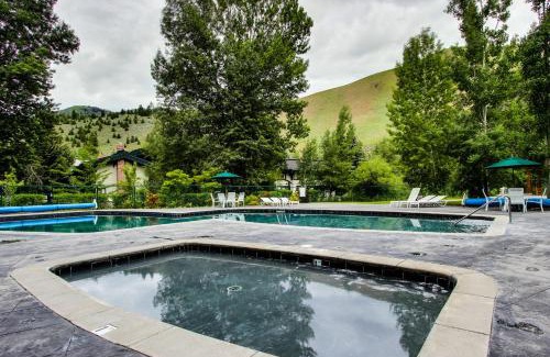 Warm Springs Apartment | Prospector Condo