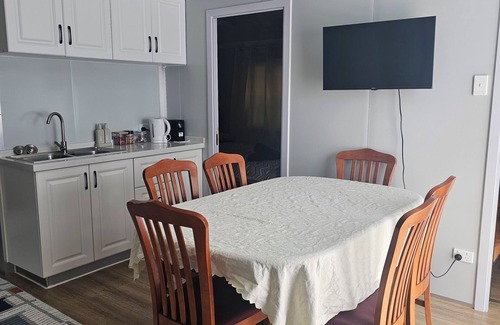 Wamberal House | Prosperity Lane!nFamily, single or somewhere in between. All are welcome.