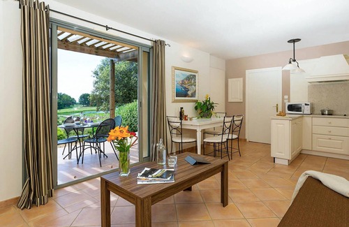 Lachapelle-Auzac Apartment | Provence Country Club