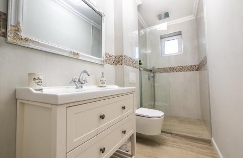 Arad Apartment | Provence