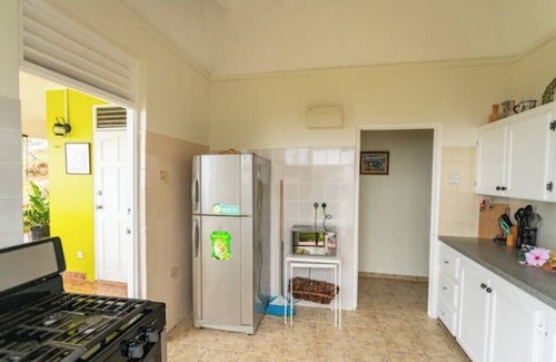 Mahaut Cottage | Providence ,Charming 3-bedroom cottage with WiFi and AC in Mahaut.
