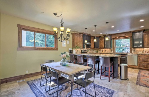 Snowbird Cabin | Provo Canyon Cabin 'Treehouse' w/Mountain Views