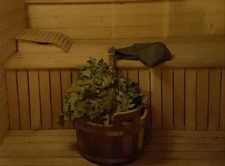 Skhidnytsya House | Pryvitannya Sontsyu