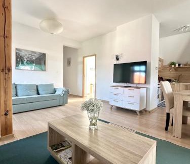 Bielawa Apartment | Przestronny apartament nr 7 z widokiem na góry Sowie