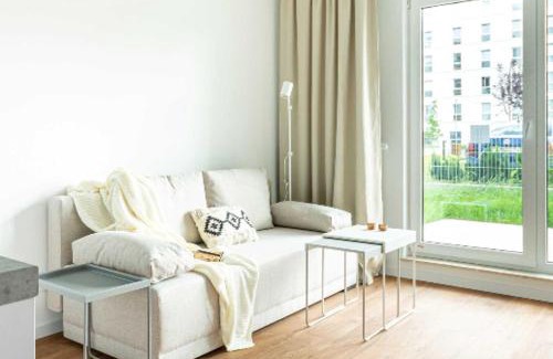 Ochota Apartment | Przydatne do Podrózy MiniStudio przy Lotnisku UNIT