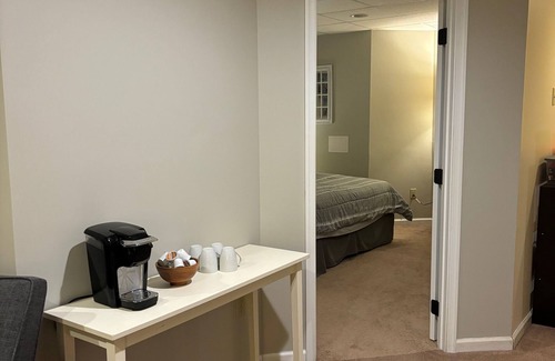 State College Apartment | PSU - 1 bedroom apartment in State College 4 miles to Beaver Stadium!