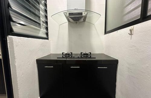 Puchong Apartment | Puchong Condo Free WiFi & Netflix