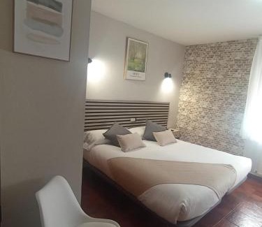 Aviles House | Puente Azud