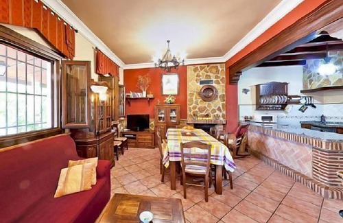 Carcabuey Ski Chalet | Puente Piedra Rural Cottage for 8 people