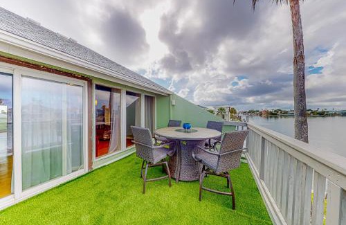Corpus Christi Apartment | Puente Vista 237