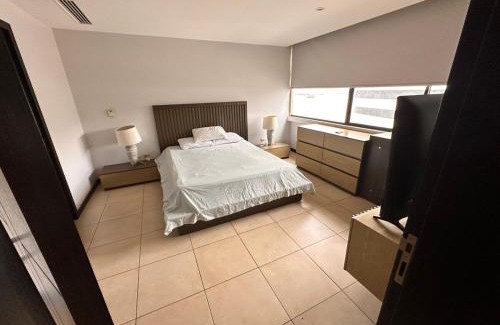 Puerto Santa Ana Apartment | Puerto Place Santa Ana