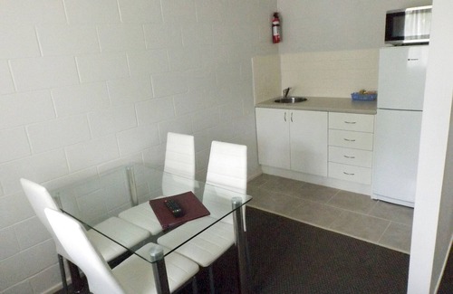 Loganholme Hotel | Puffers Inn Logan Motel
